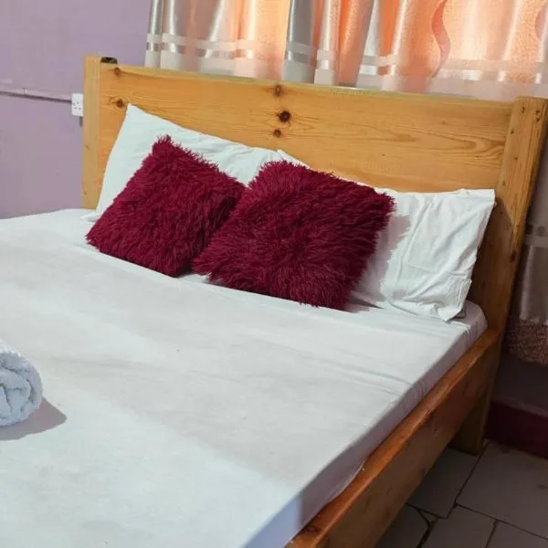 Okla GuestHouse, khách sạn ở Kampala