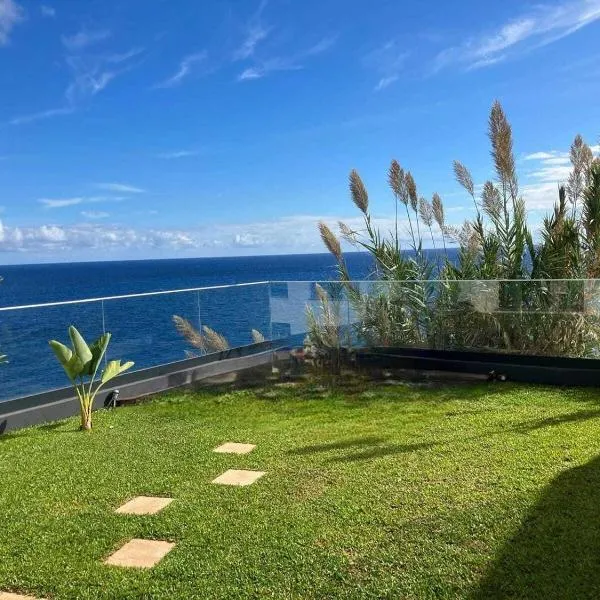 GuestReady - Cliff residence with sea views, viešbutis mieste Gaula