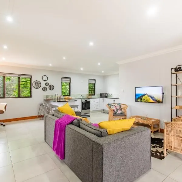 Robyns Nest Self Catering Flat No3, hotel in Kloof