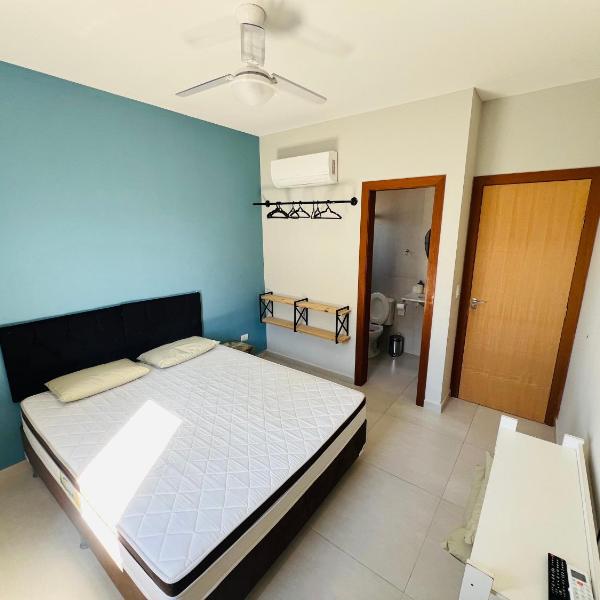 Apartamento completo, 3 quartos com ar condicionado, churrasqueira na sacada, piscina no cond, ao lado da Praia Grande e na cara do gol para a centralidade comercial turística do itaguá! - Foto 2