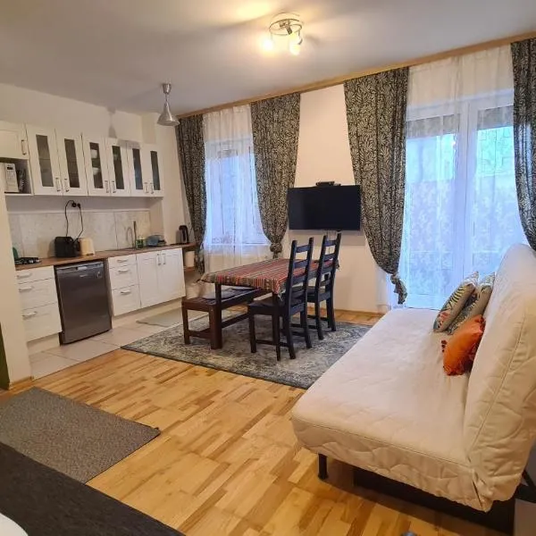 Apartament Zielony Ogród Ząbki, hotel v destinácii Ząbki