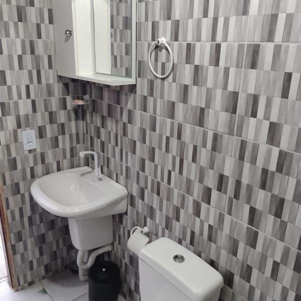 Casa com piscina, 100m da praia! - Foto 3
