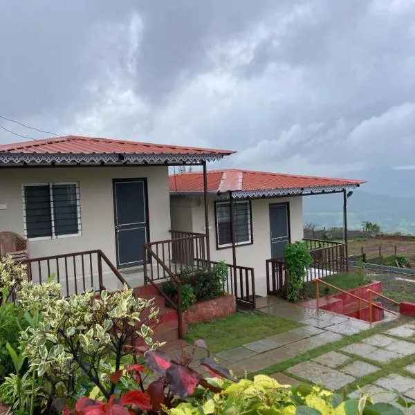 Dream House, hotel in Satara