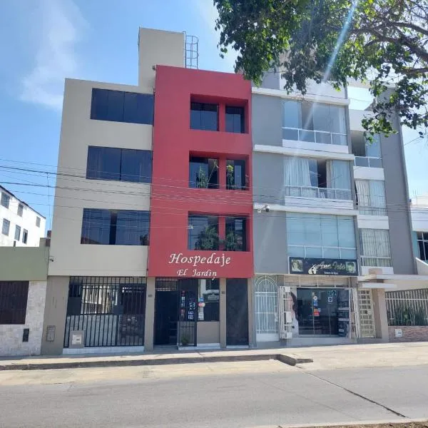 Hospedaje El Jardín, hotel u Limi