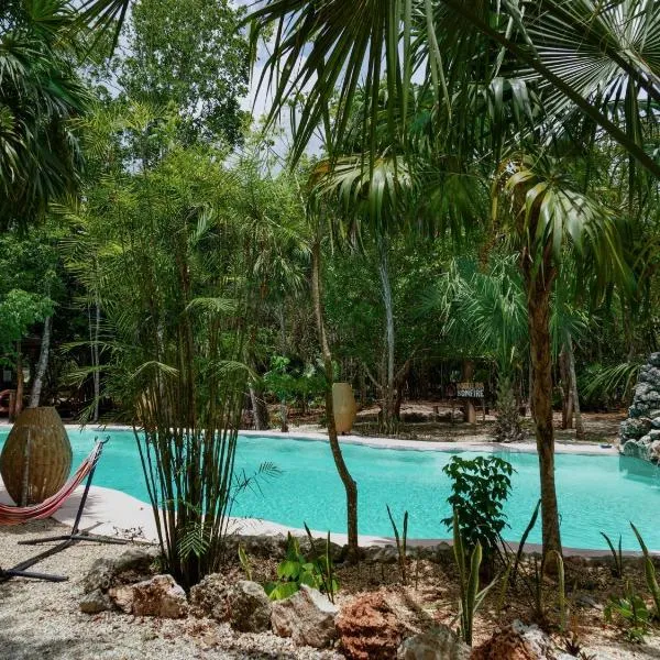 Jolie Jungle Eco Hotel, hotel in Puerto Morelos