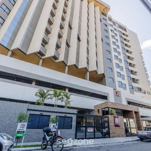 Estadia com piscina e academia a 350m da Praia em localização privilegiada de Maceió - SLI, hotel in Maceió