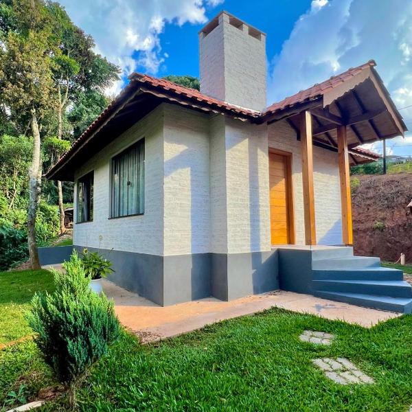 Chales Bela Serra