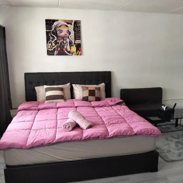 อิมแพ็ค popular condo c5 แม่ตังค์, hotel in Ban Bang Phang