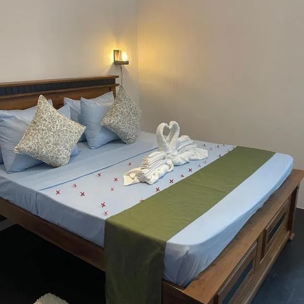 The Pearl Safari Resort, hotel di Udawalawe