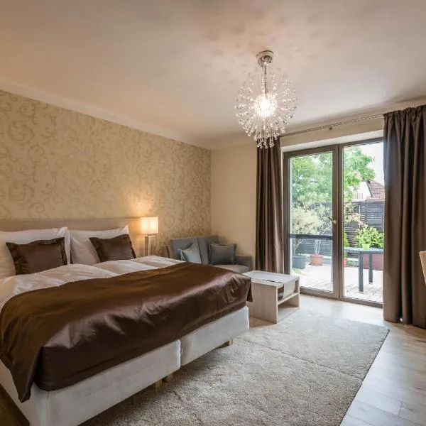 Vila Monika, hotel v destinaci Tvrdošovce