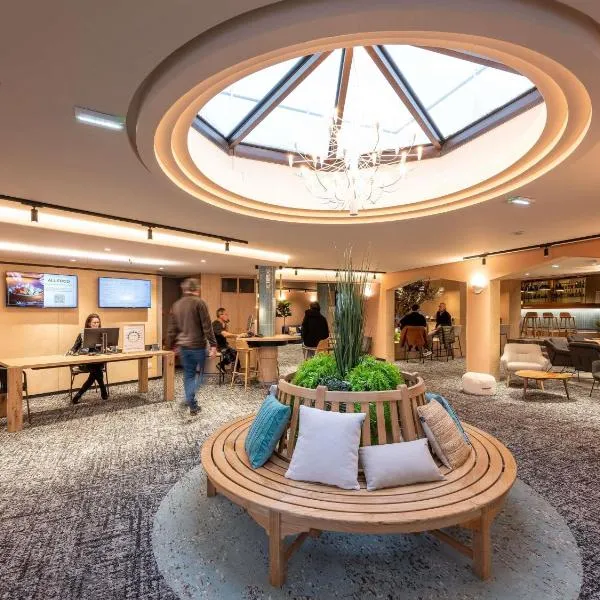 Novotel Macon Nord - Porte de Bourgogne, hotel in Mâcon