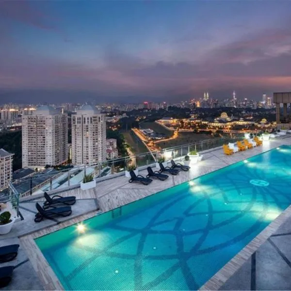 Dorsett Residences Sri Hartamas Free Parking by COBNB Mont Kiara Kuala Lumpur, hotel i Kuala Lumpur