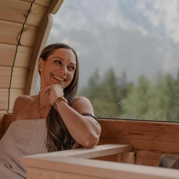 Mountain Residence Riesgut, hotel di Werfen