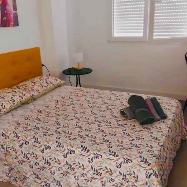 Habitación Bed n Breakfast cama doble, ξενοδοχείο στο Αλμπαθέτε