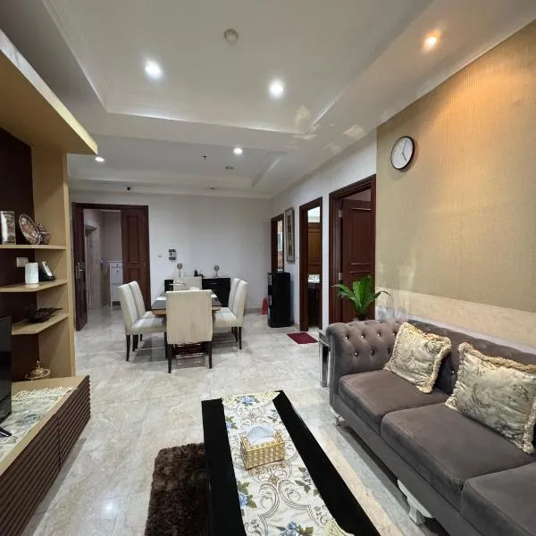 2 Bedroom apartment at Senayan, hotel i Jakarta