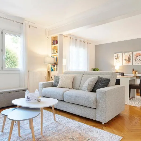 Les Capucines - Appt proche Talensac avec parking, hotel a Nantes
