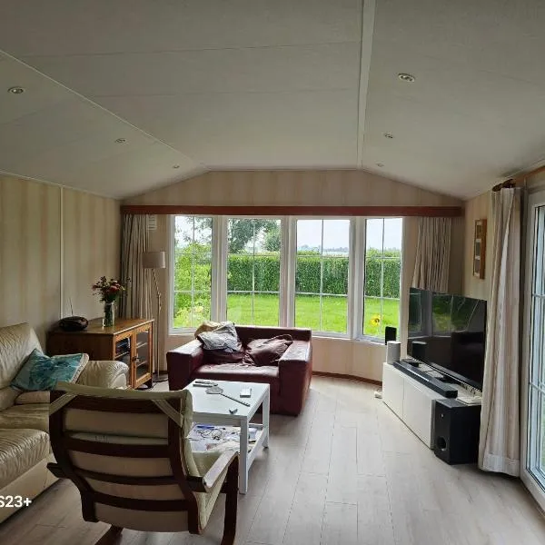De Weerribben Wieden, hotel en Wanneperveen