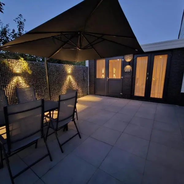 Leaf & Lounge Twente, hotel in Oldenzaal