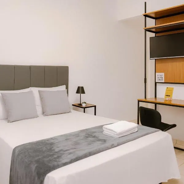 Avant Hotel - Centro da cidade - Melhor localização - 10min de Nova Trento, hotel in São João Batista