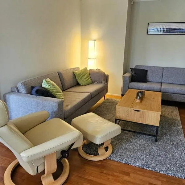 Private, Comfortable, 70 sq m, hotel in Tromsø