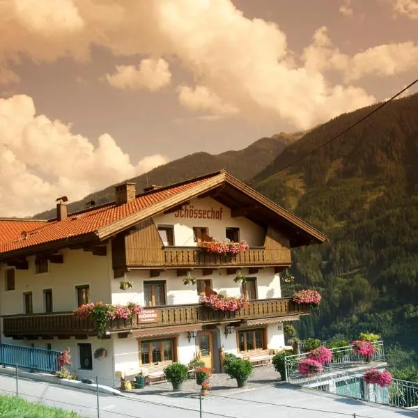 Schösserhof, hotel v destinaci Zell am Ziller