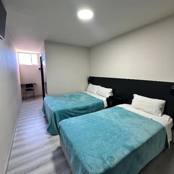 Hotel Versailles, hotel in Ambato