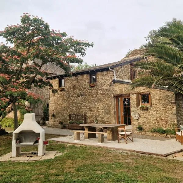 Gîtes Du Manoir Du Haut Salmon: Saint-Malo şehrinde bir otel