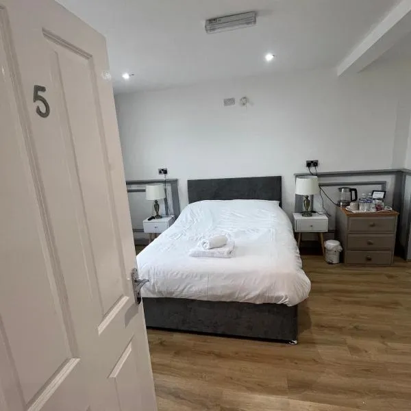 The Dublin Packet Number 5 Family Room, hotel in Holyhead