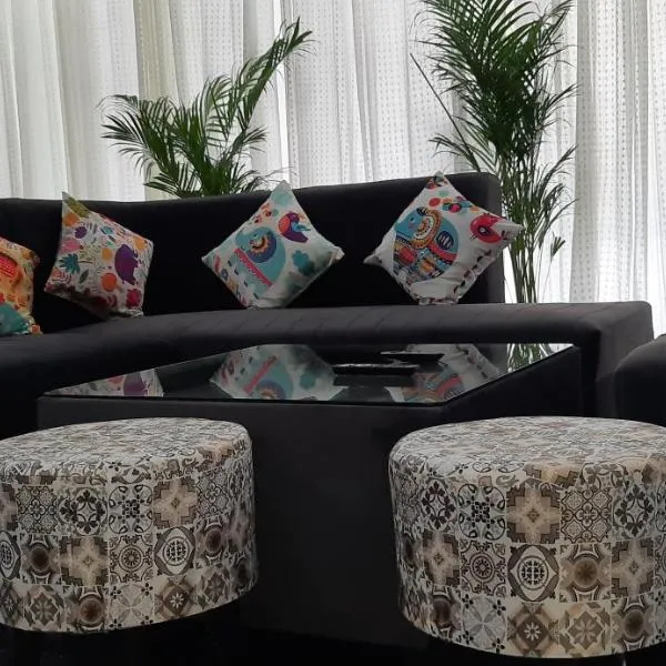 Cozy and Tranquil nest with wifi and homely care, hotel in Greater Noida