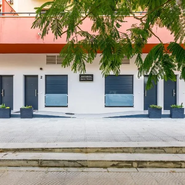Apartamentos Baviera Dreams, hotel in Torre del Mar