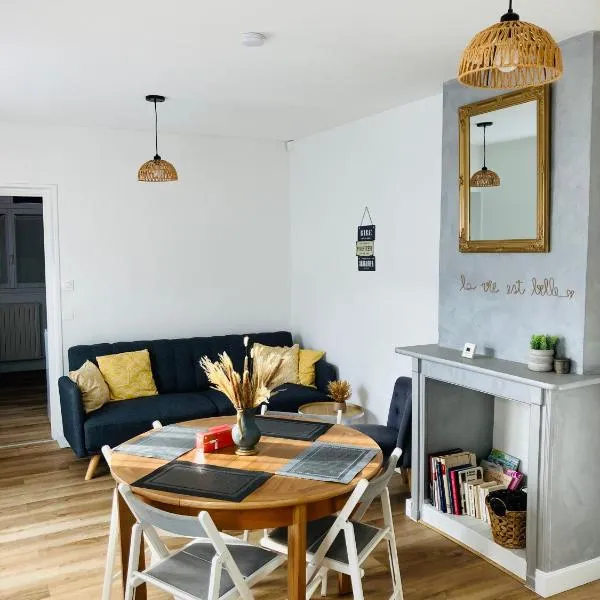 Maison avec 2 chambres et jardin, hotel in Montfort-le-Gesnois