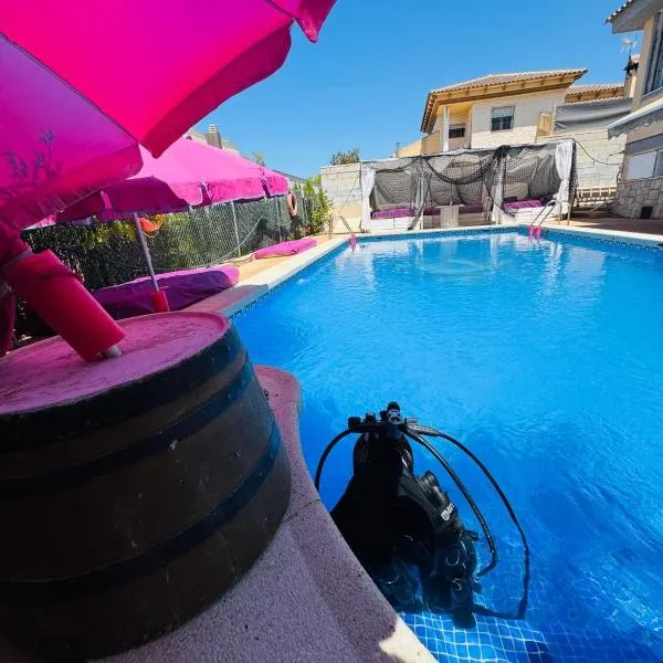 Apto con piscina y barbacoa, ξενοδοχείο σε La Alcayna