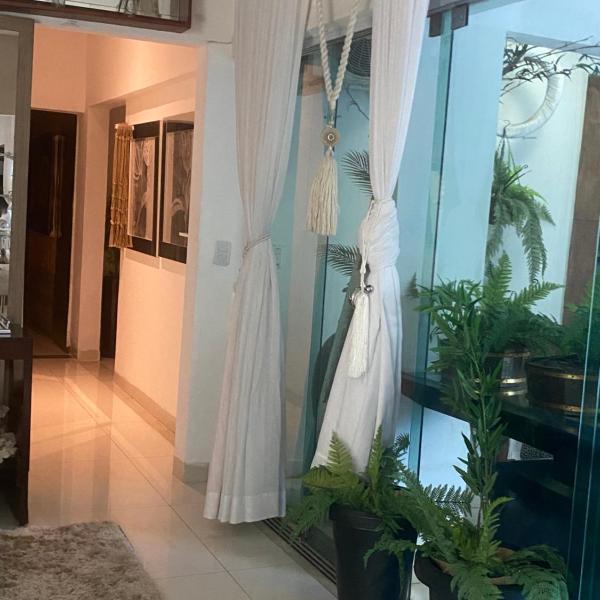 Alugo suites mobiliado centro com áreas sociais Picina