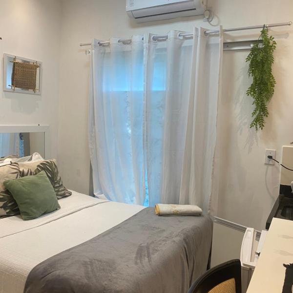 Alugo suites mobiliado centro com áreas sociais Picina - Foto 2