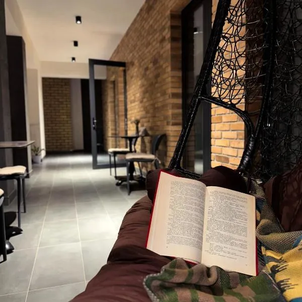 Granat Residence - Designer Villa with Eastern Charm, hôtel à Tachkent