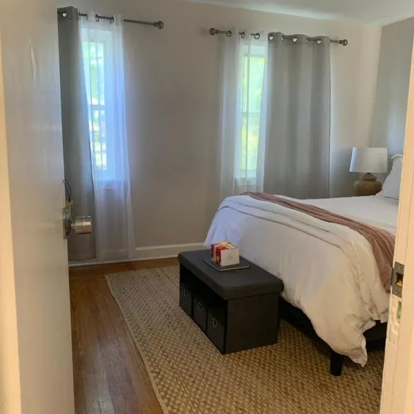Home Away from Home Stay - 2 Bedroom,1 Bathroom - Near Capitol Hill, hotel in Washington