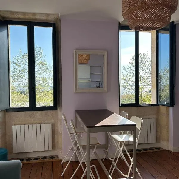 L'appart belle vue, hotel in Pauillac