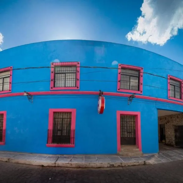 OYO Casa Vieja,Ciudad Serdán,Museo La Magnolia, hotel in Ciudad Serdán