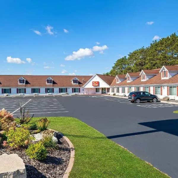 Econo Lodge Inn & Suites, hotel in Eau Claire