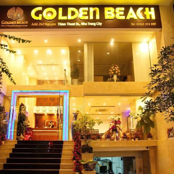 Khách sạn Golden Beach Nha Trang، فندق في نها ترانغ