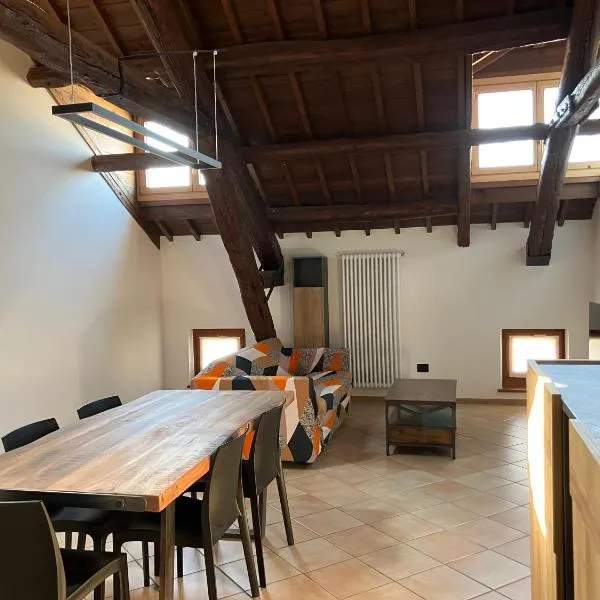 Penthouse at the Monument, hotel in Trichiana