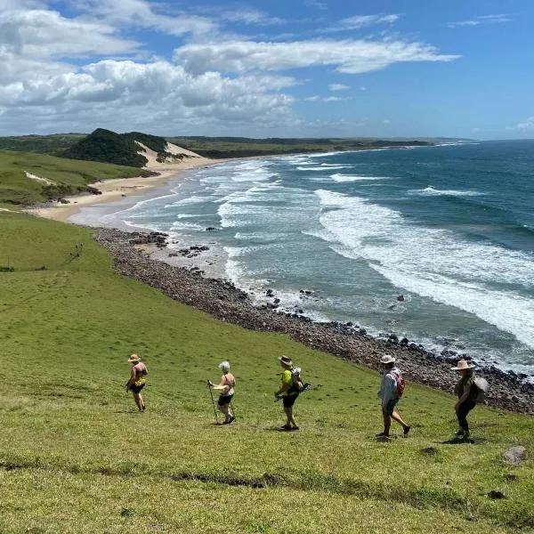 Mazeppa Sunrise Beach Accommodation โรงแรมในMazeppa Bay