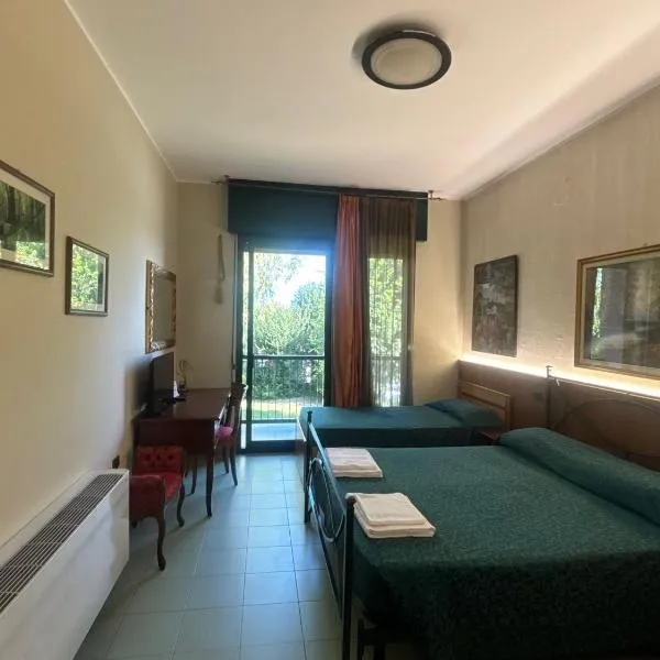 Da Mariuccia, hotel v destinaci Robecchetto con Induno