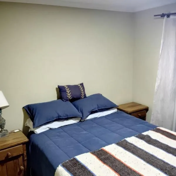 Alojamiento Solar Las Rastras, ξενοδοχείο σε Τάλκα