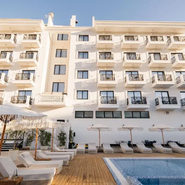 Chimaera Hotel, hotel in Himare