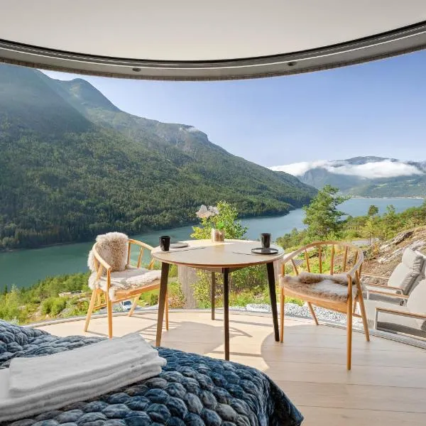 The Sognefjord Cabin, hotel in Kaupanger