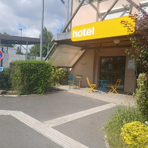 Unisotel Valenciennes EX-hôtel F1, hotel di Haulchin