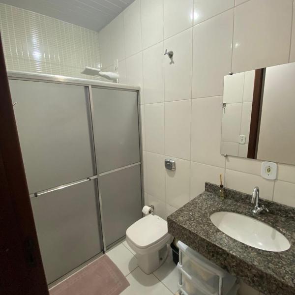 Quarto 1 cama de casal com ar estacionamento - Foto 3