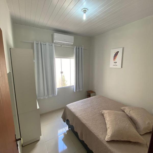 Quarto 1 cama de casal com ar estacionamento - Foto 2