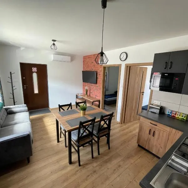 Loft na Strumyku, hotel in Czarnków